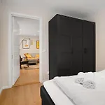 Homelike And Cozy Close To Centre *
